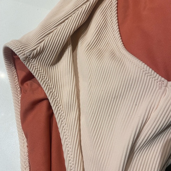 Halter one piece Size M ribbed light peach/flesh tone new condition bathing suit - Picture 9 of 9